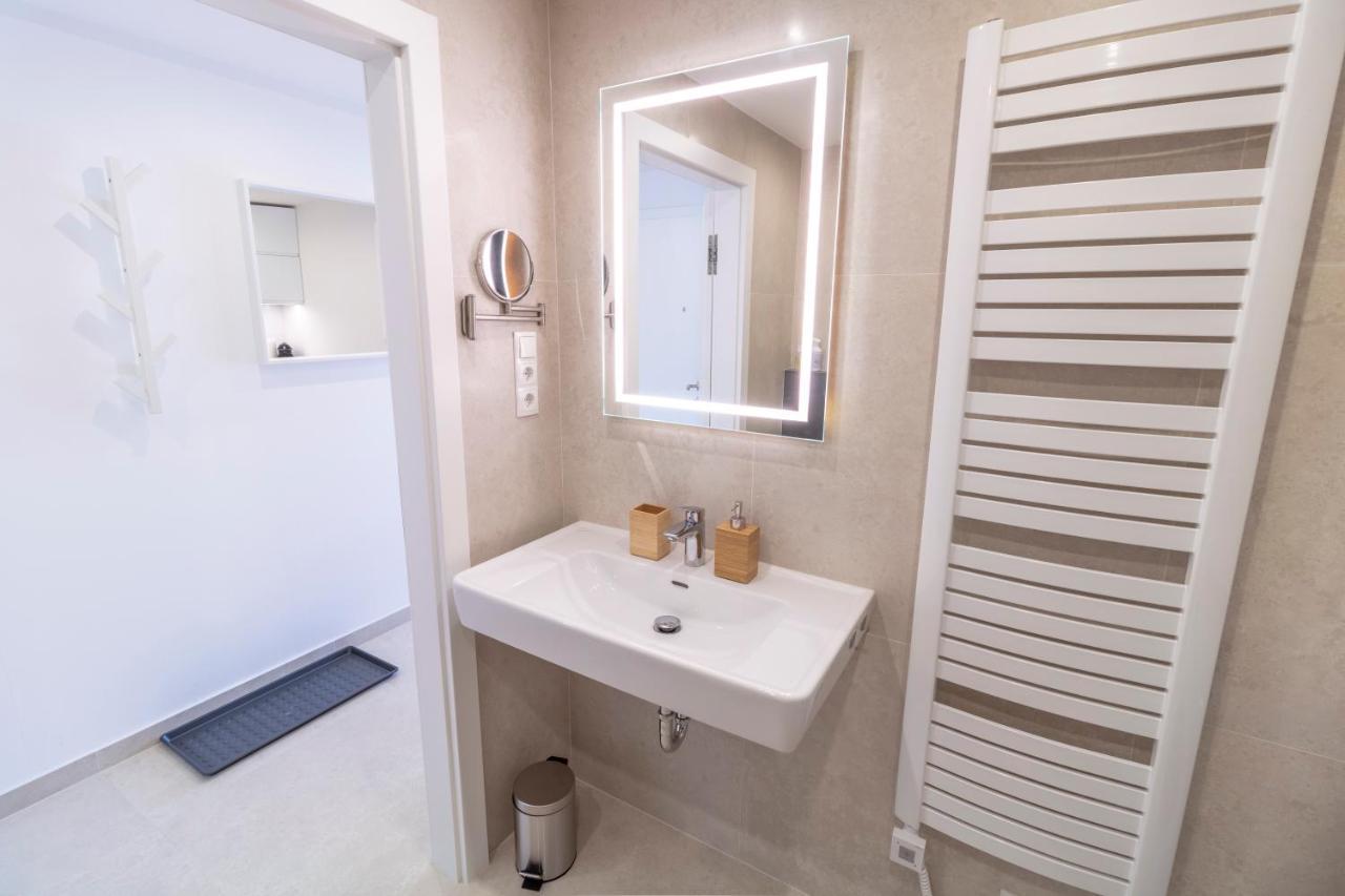 Boutique Sky City Apt. With Balcony / Top Spot Βιέννη Εξωτερικό φωτογραφία