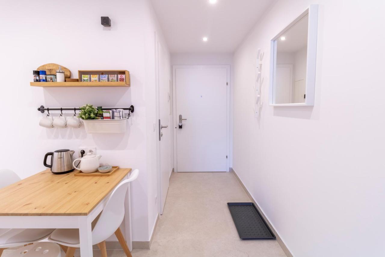 Boutique Sky City Apt. With Balcony / Top Spot Βιέννη Εξωτερικό φωτογραφία