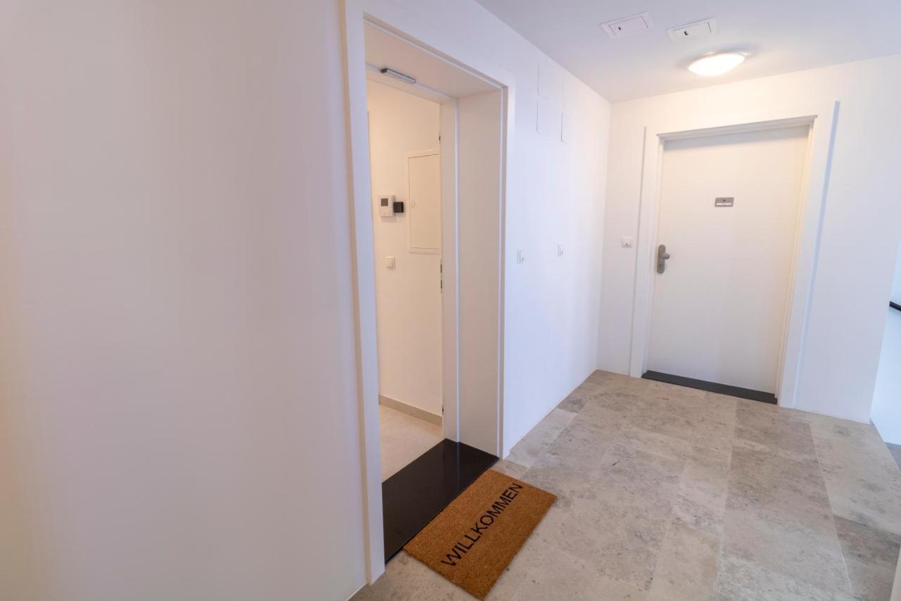 Boutique Sky City Apt. With Balcony / Top Spot Βιέννη Εξωτερικό φωτογραφία